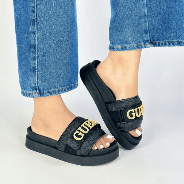 Nueva Sandalia GUESS ✨ 55% OFF - Últimas Unidades ✨