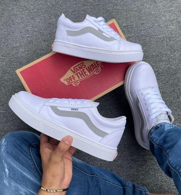 Vans Old Skool Classic Unisex 🔥 SOLO HOY: 50% OFF 🔥